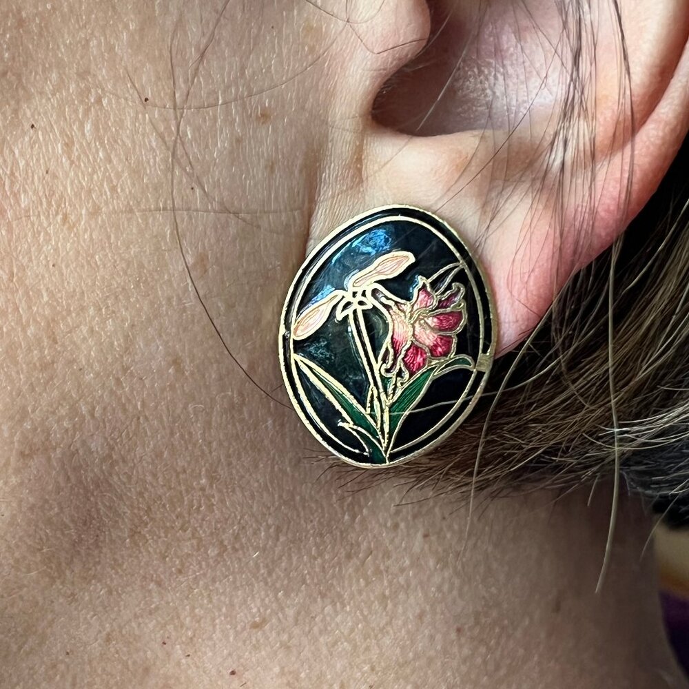 Clip on earrings